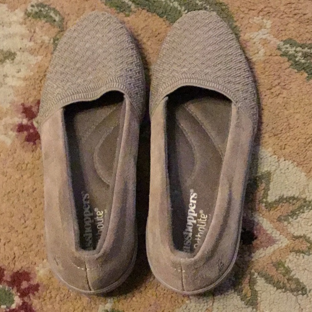 Grasshoppers ortholite size 7.5W tan color shoes